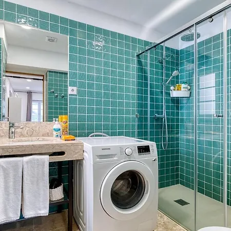 New Flat In The Downtown Апартаменты *